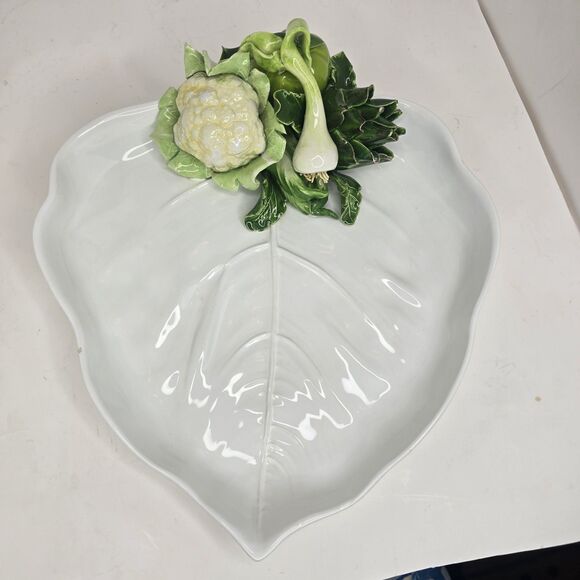 VTG White Leaf Plate Dish W/ 3D Vegetables Italy Cauliflower Artichoke - Picture 1 of 16